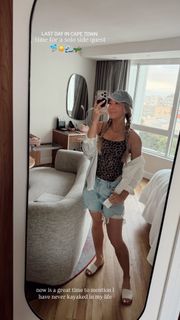 Morgan Willett feet photo 5