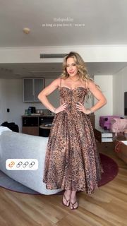 Morgan Willett feet photo 2
