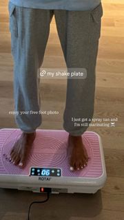 Morgan Willett feet photo 16