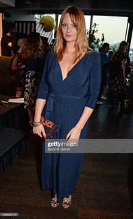 Morgana Robinson feet photo 4