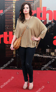 Morgana Robinson feet photo 4