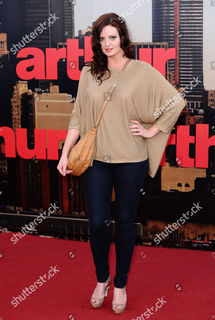 Morgana Robinson feet photo 1