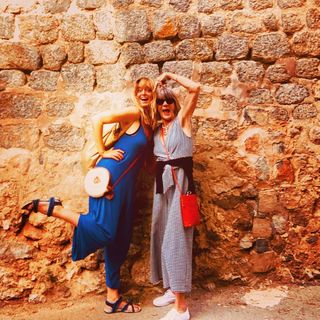 Morgana Robinson feet photo 12