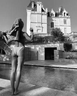 Morgane Miller feet photo 3