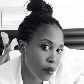 Motsi Mabuse feet photo 3