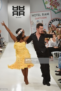 Motsi Mabuse feet photo 13
