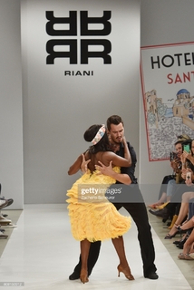 Motsi Mabuse feet photo 11