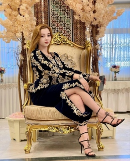 Mounaa Limam feet photo 2