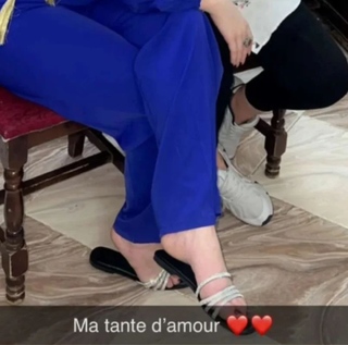 Mounaa Limam feet photo 20