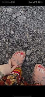 Mounaa Limam feet photo 10