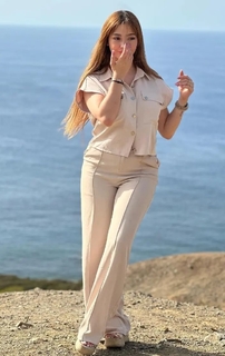 Mounaa Limam feet photo 2
