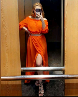 Mounaa Limam feet photo 1