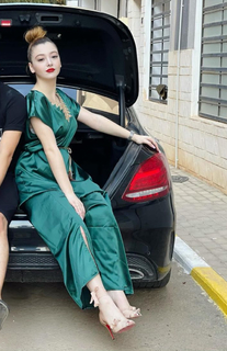 Mounaa Limam feet photo 15