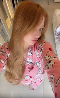 Mounaa Limam feet photo 4