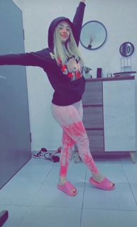 Mounaa Limam feet photo 17