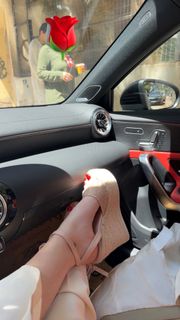 Mounaa Limam feet photo 12
