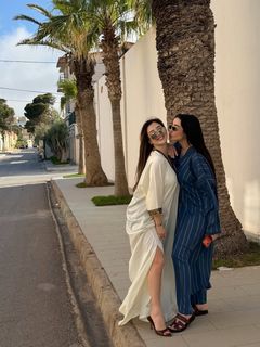 Mounaa Limam feet photo 3