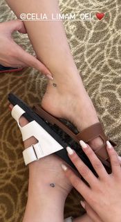 Mounaa Limam feet photo 1
