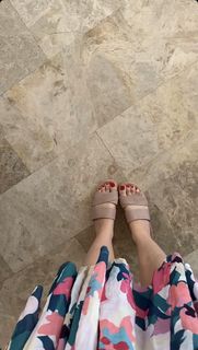 Mounaa Limam feet photo 1