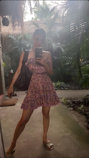 Mouni Roy feet photo thumbnail