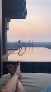 Mouni Roy feet photo thumbnail