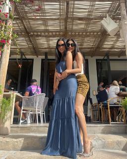 Mouni Roy feet photo thumbnail