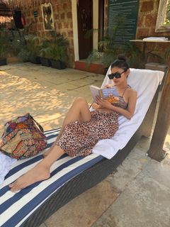 Mouni Roy feet photo 15