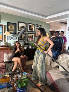 Mouni Roy feet photo 2
