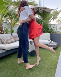 Mouni Roy feet photo 10