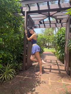 Mouni Roy feet photo 20