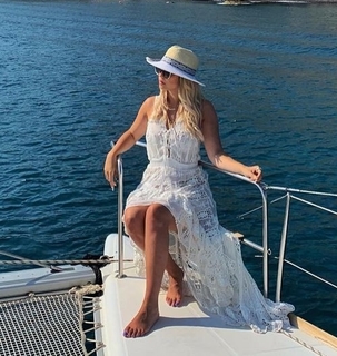 Mounia Benfeghoul feet photo 3