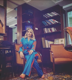 Mounia Benfeghoul feet photo 1