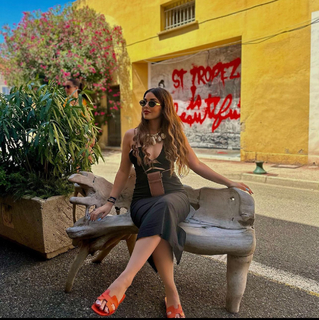Mounia Benfeghoul feet photo 5