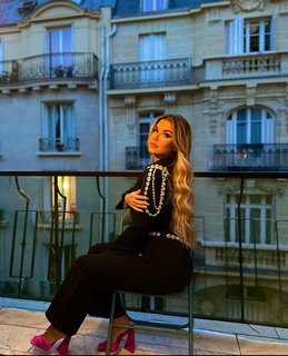 Mounia Benfeghoul feet photo 17