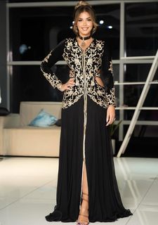 Mounia Benfeghoul feet photo 12