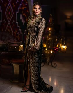 Mounia Benfeghoul feet photo 3