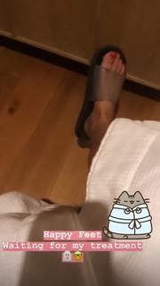 Mrs. Bella feet photo 14