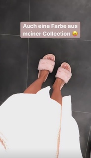 Mrs. Bella feet photo 6