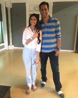 Mrunal Thakur feet photo thumbnail