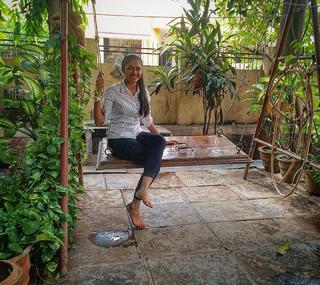 Mrunal Thakur feet photo thumbnail