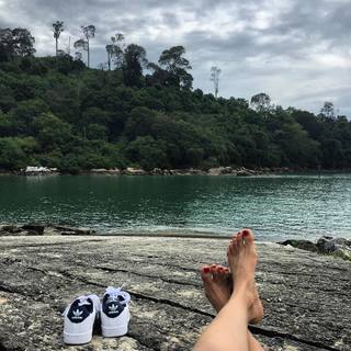 Mrunal Thakur feet photo thumbnail