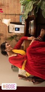 Mrunal Thakur feet photo thumbnail