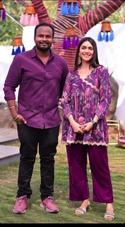 Mrunal Thakur feet photo thumbnail