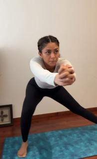 Mrunal Thakur feet photo thumbnail