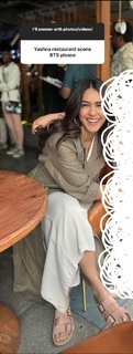 Mrunal Thakur feet photo thumbnail