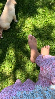 Mrunal Thakur feet photo thumbnail