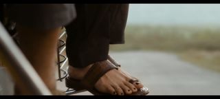 Mrunal Thakur feet photo 7