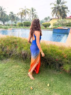 Mrunal Thakur feet photo 17
