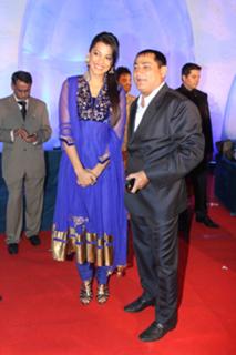 Mugdha Godse feet photo 11