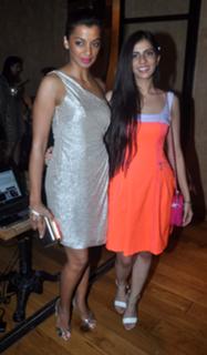 Mugdha Godse feet photo 6